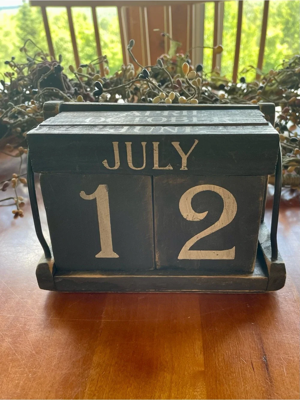 Perpetual Wooden Desk Calendar - Distressed Black & White and Metal